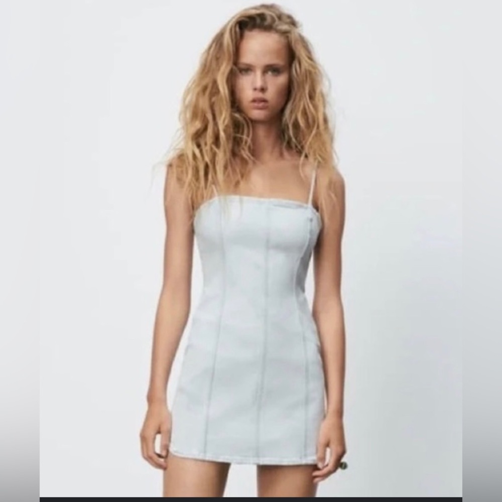Zara Jean mini body con dress